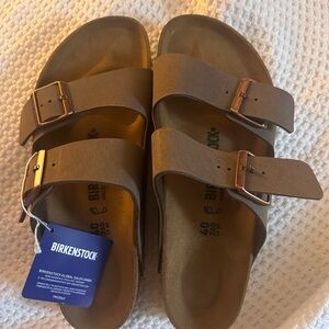 Birkenstock Arizonas women’s sandals. Brand new never worn